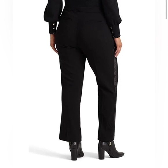 Lauren Ralph Lauren
Plus Size Tuxedo Stripe High-Rise Pants - Picture 15 of 16